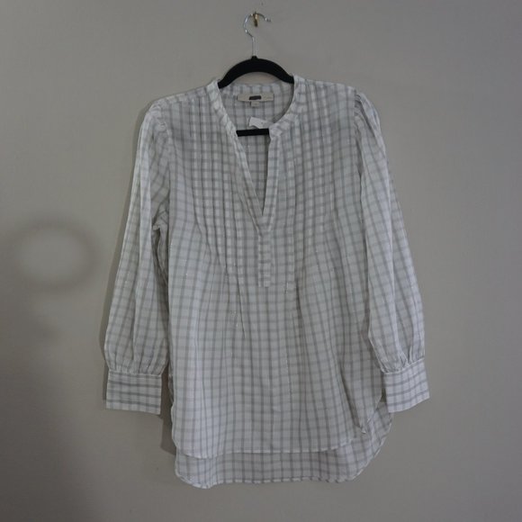 LOFT Tops - Brand new really nice blouse